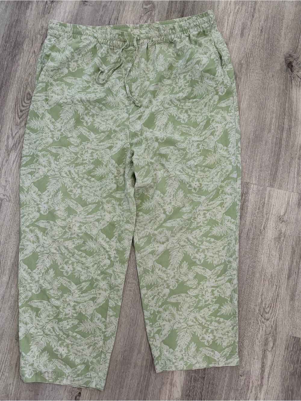 VTG Drawstring Green 100% Silk Floral Pants Womens L Quiet Luxury Beach Coastal